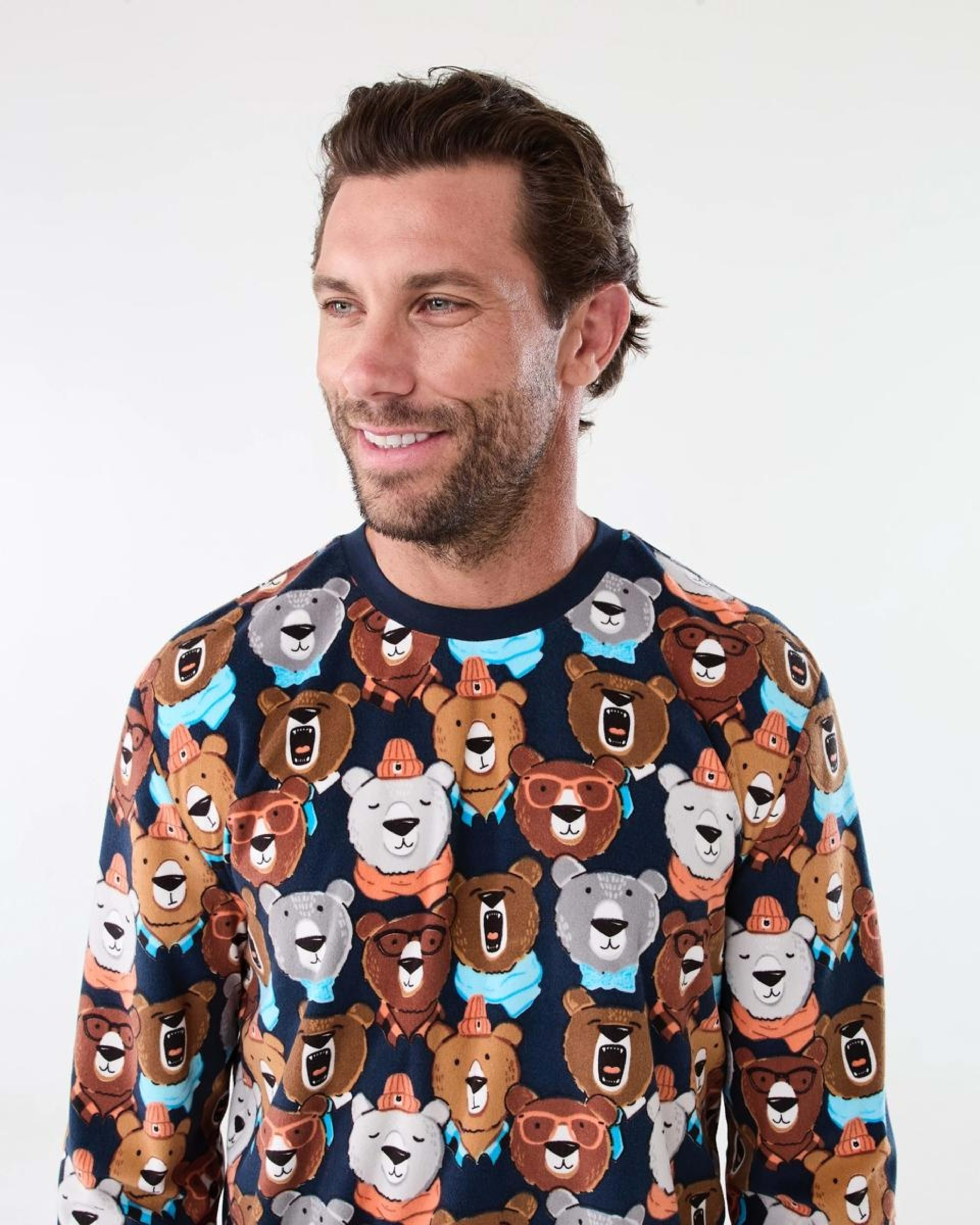 4 Long Sleeve Matching Jogger Pyjama Set Nvy Bears, 4 of 7