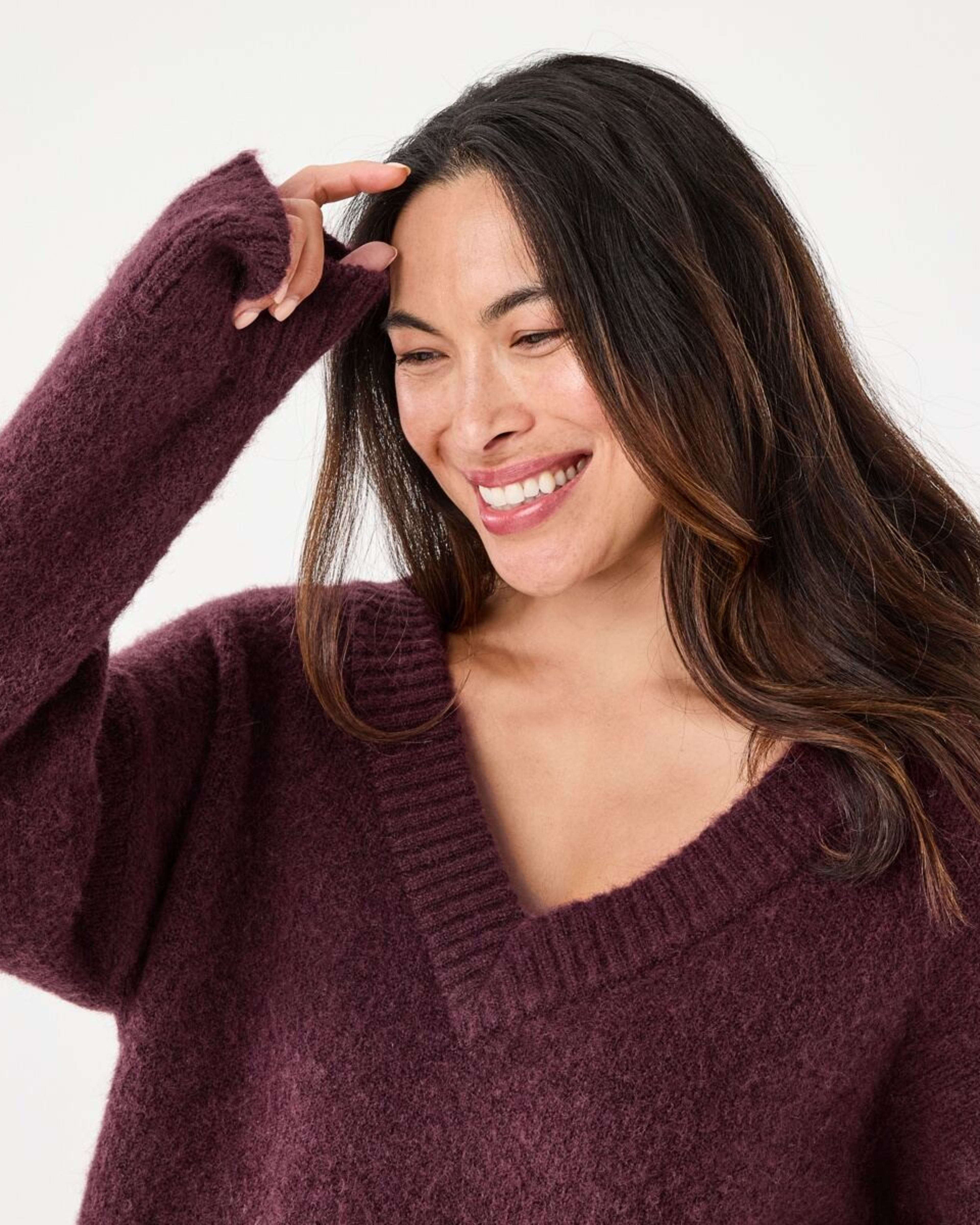 4 Fluffy V-Neck Jumper Mulberry, 4 of 6